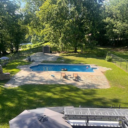 Beautiful River Front Home With Private Pool 菲利普斯堡 外观 照片